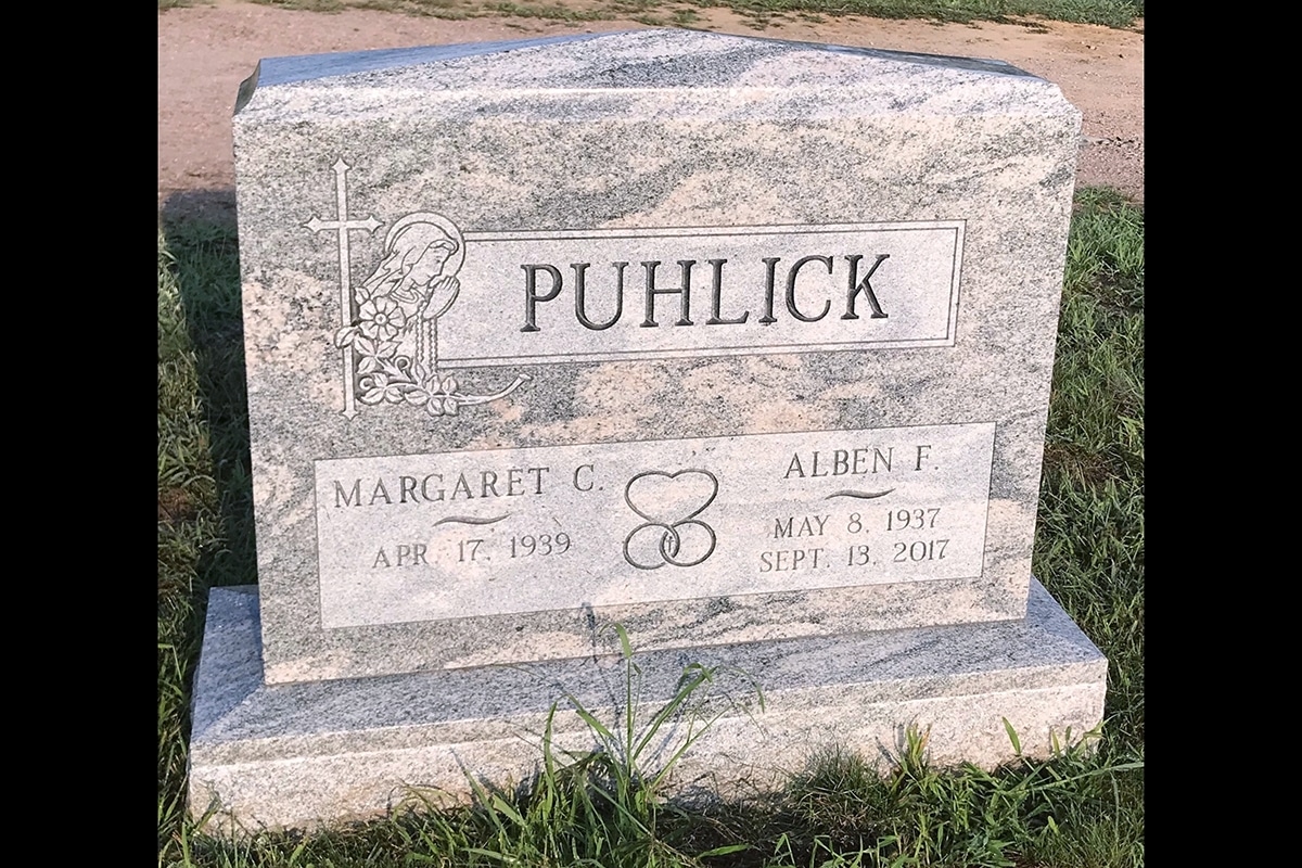 Ordering a Headstone 5 things you should we aware of